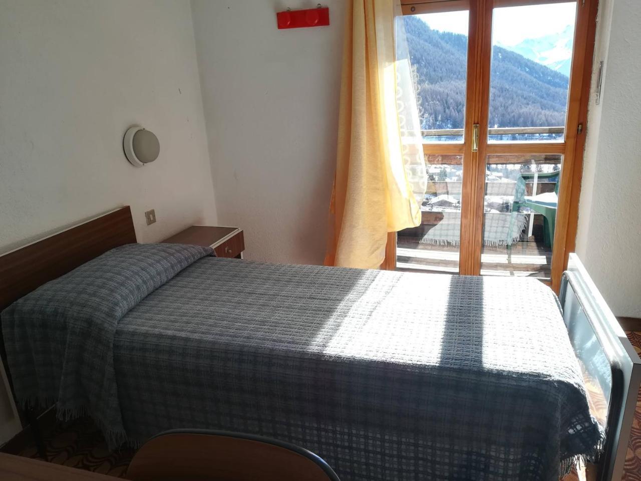 Hotel Miravidi 拉马格德莱伊内 外观 照片
